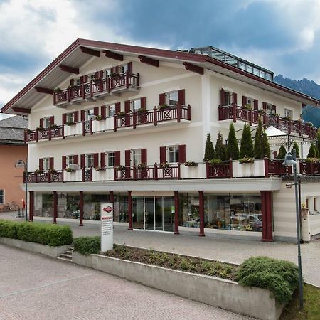 Sapelza Appartementhaus ドッビアーコ エクステリア 写真