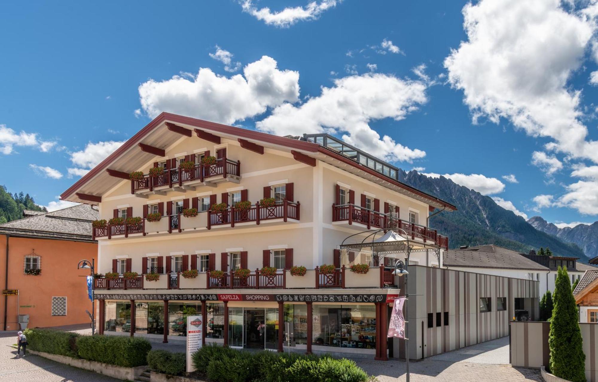 Sapelza Appartementhaus ドッビアーコ エクステリア 写真