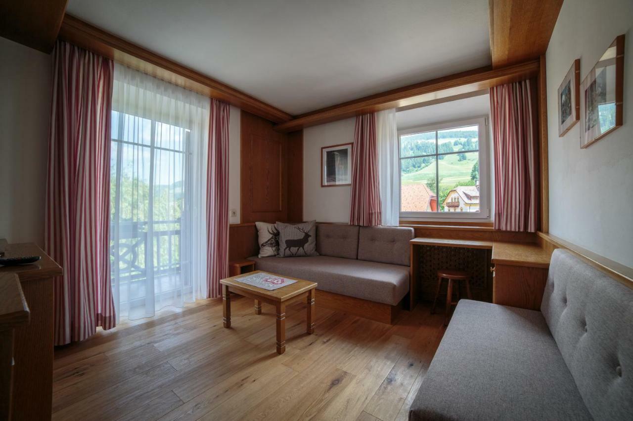Sapelza Appartementhaus ドッビアーコ エクステリア 写真